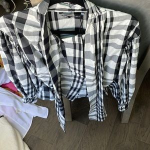 Dress shirt black n white